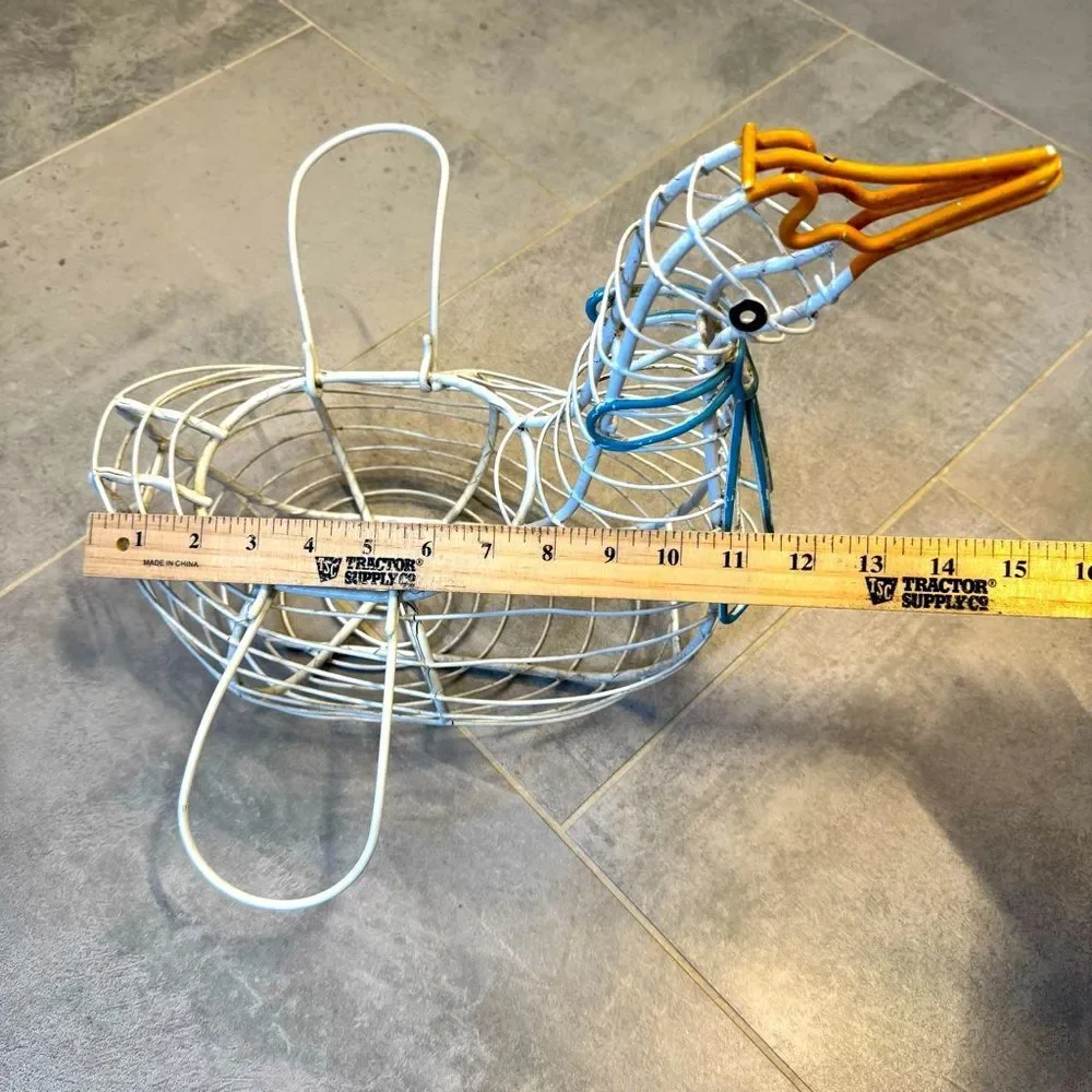 Vintage Rare 1960’s Wire Duck Egg Kitchen Catch All Basket With Handles